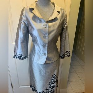 Simon Chang vintage silk suit top size 6 skirt size 8 some sequins missing
